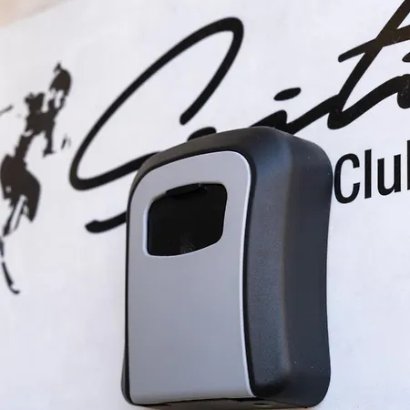 House Of Paralympic Athlete Mike Seitis Daire *